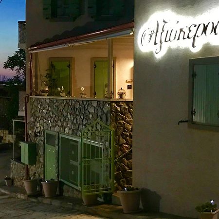Axiokersa Suites Самотраки Экстерьер фото
