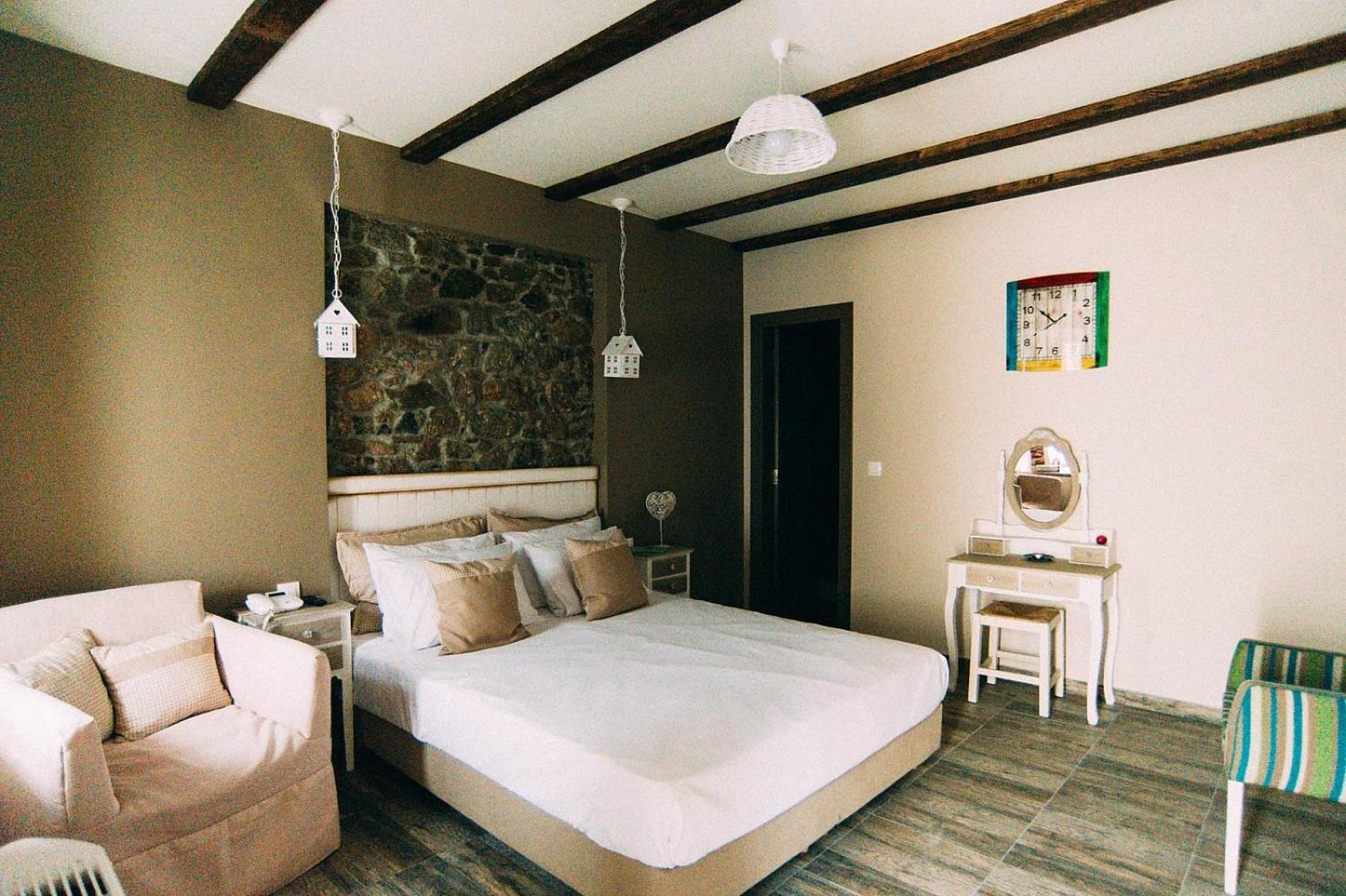 Axiokersa Suites Самотраки Экстерьер фото