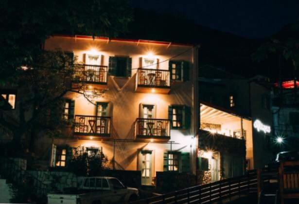 Axiokersa Suites Самотраки Экстерьер фото