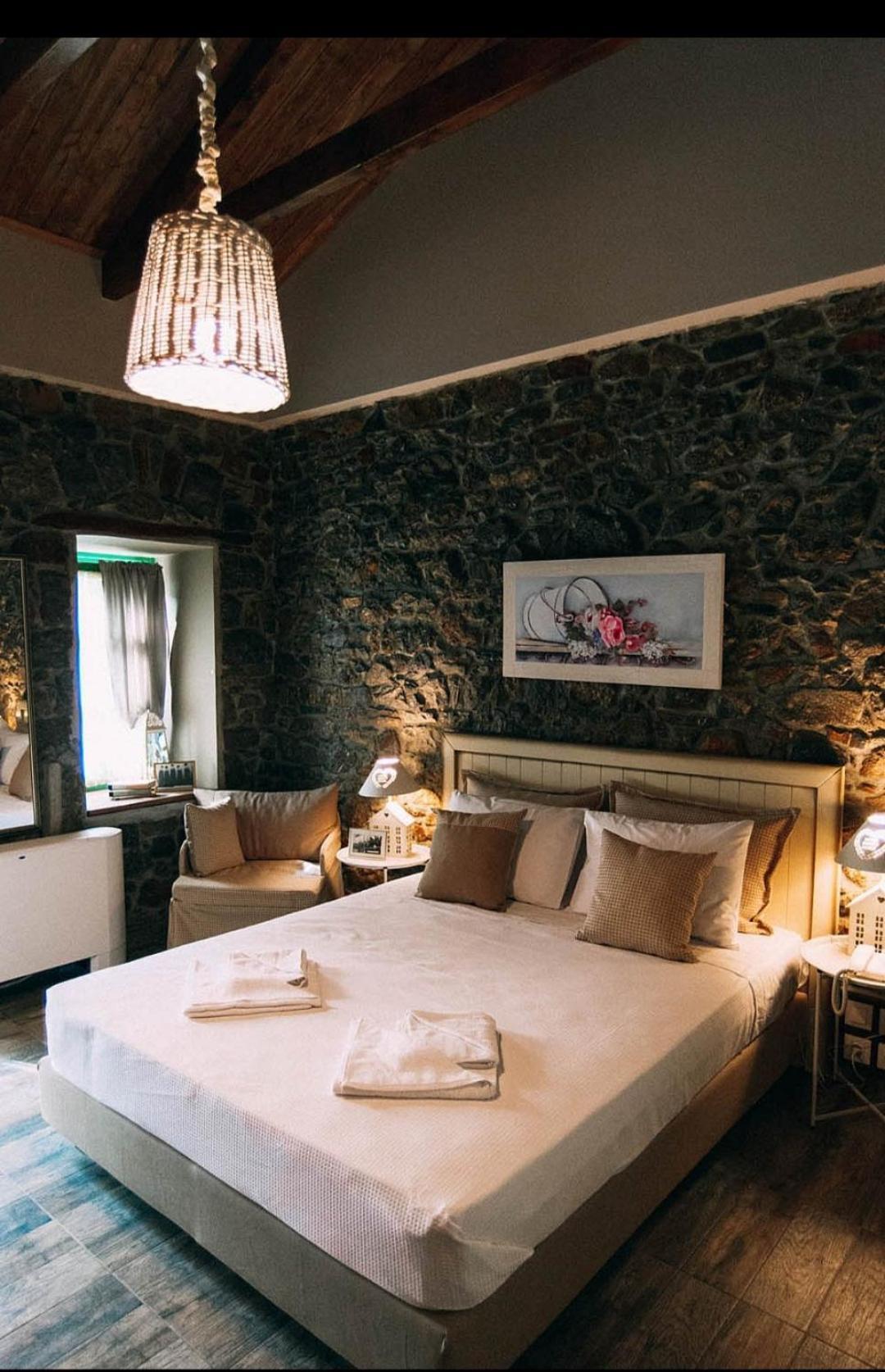 Axiokersa Suites Самотраки Экстерьер фото